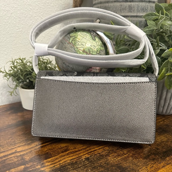 Coach Anna Foldover Clutch Crossbody Bag Signature Canvas - Picture 4 of 12